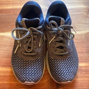 Brooks Running Revel 2 Women’s Size 6.5